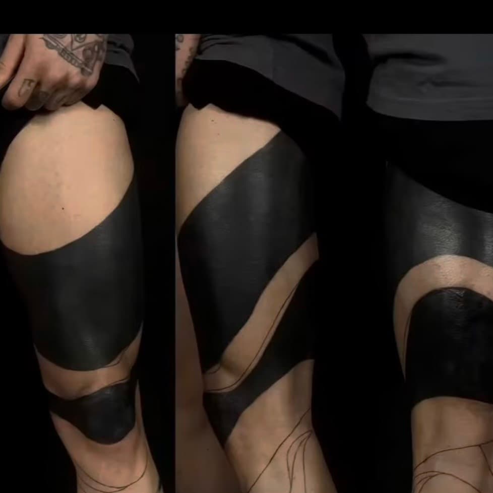 Geometric blackouts on the leg, by Samuel